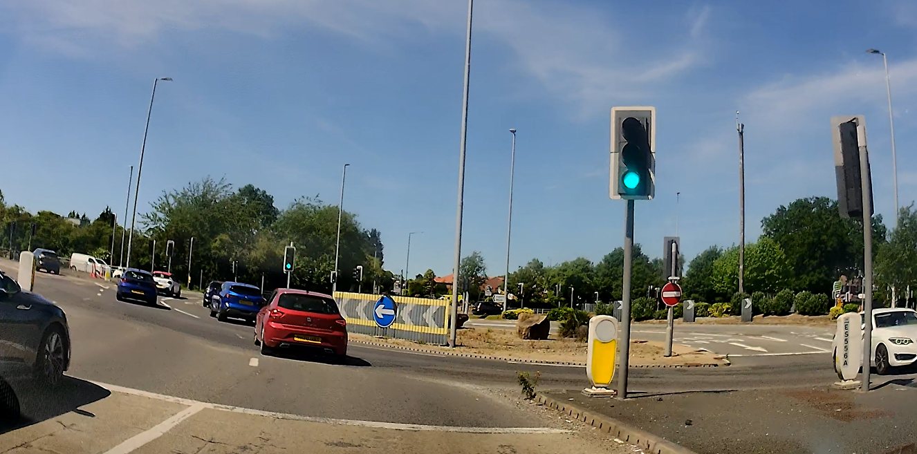 A car approaching Bardills roundabout on the Chilwell driving test route